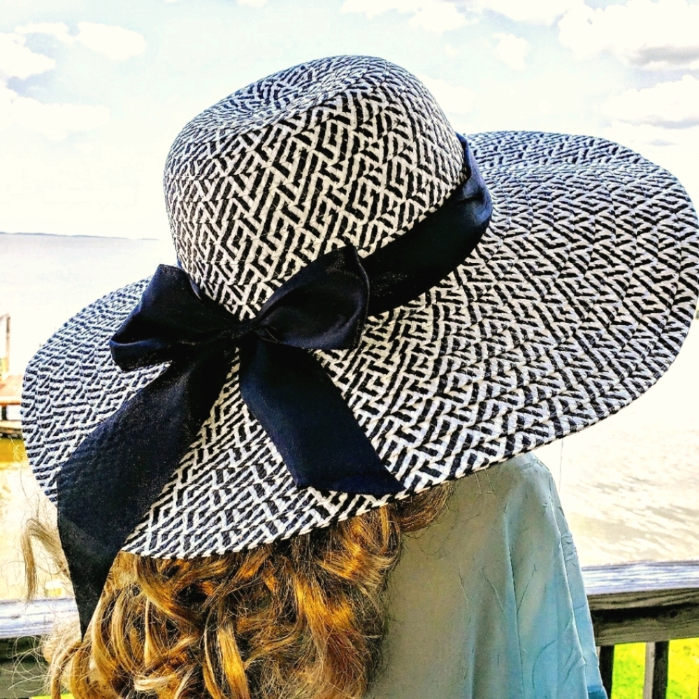 Summer hat - Picture 1 of 2
